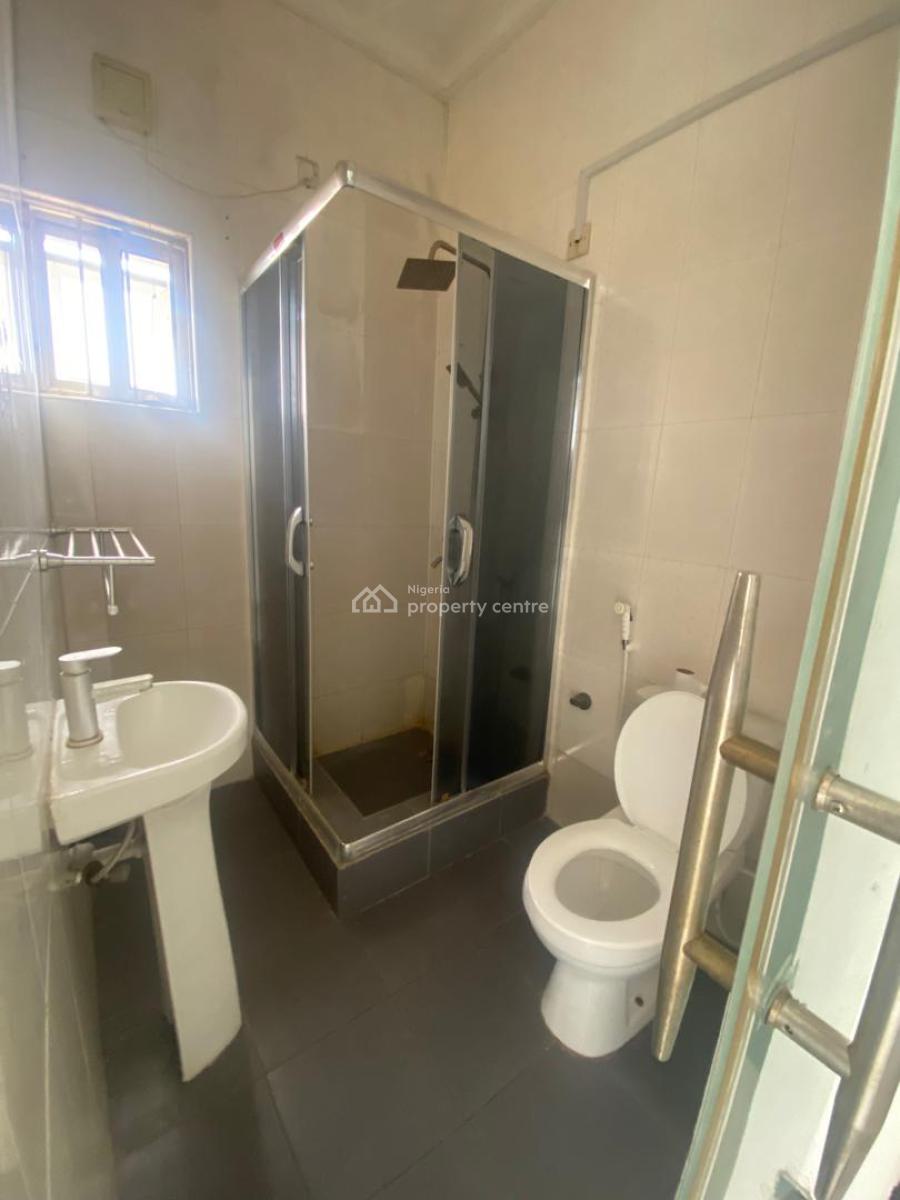 Serviced Room and Parlour in Oniru Victoria Island, Off New Market Road Victoria Island Extension, Oniru, Victoria Island (vi), Lagos, Mini Flat (room and Parlour) for Rent