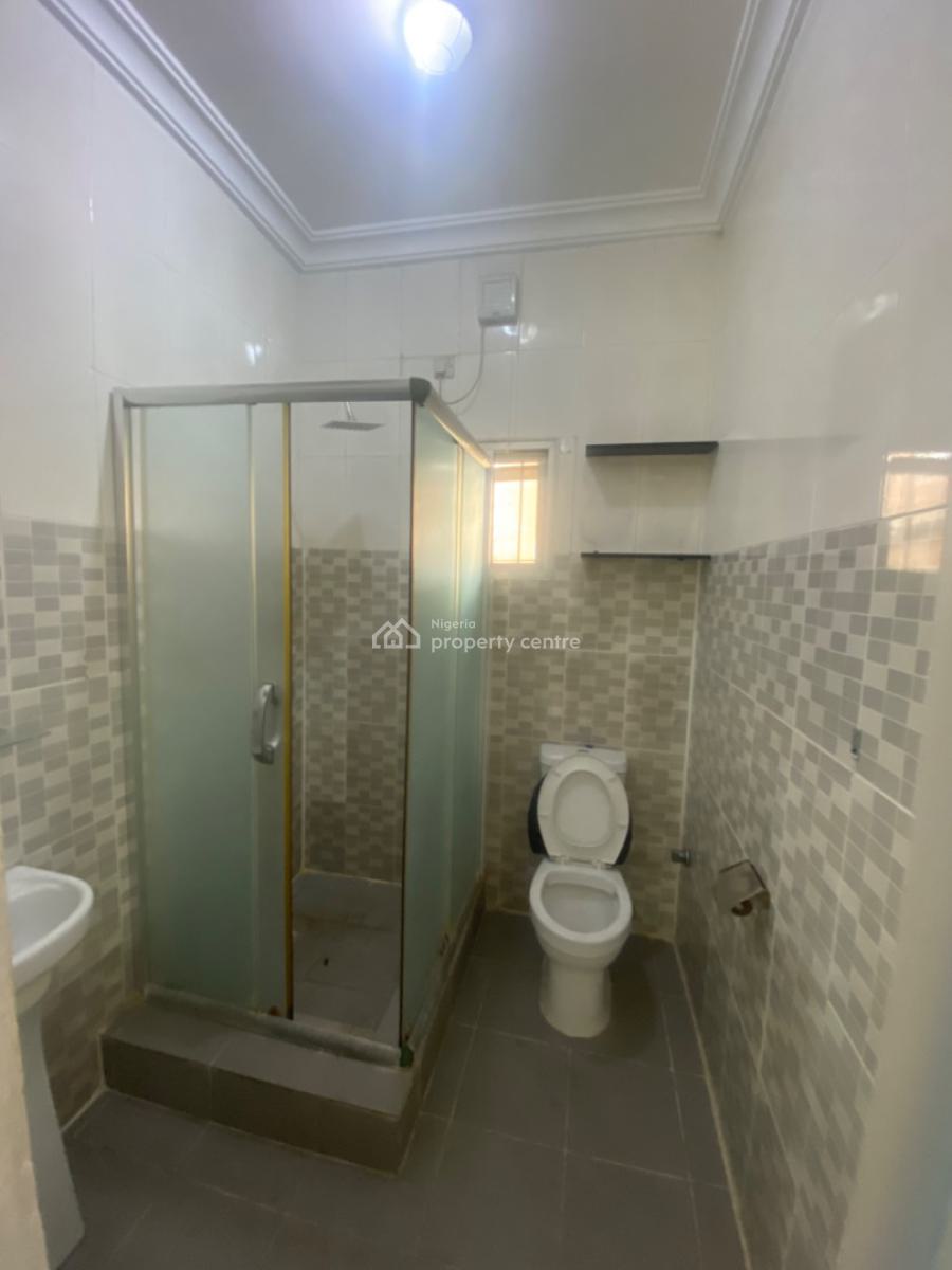 Newly Renovated Spacious Serviced Room and Parlor Mini, Off New Market Road, Oniru, Victoria Island (vi), Lagos, Mini Flat (room and Parlour) for Rent
