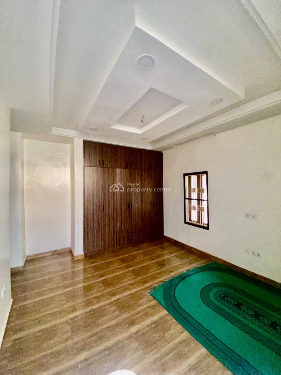 Very Massive and Spacious Three (3) Bedroom Apartment, By Sahara 4 Estate, Lokogoma District, Abuja, Flat / Apartment for Rent