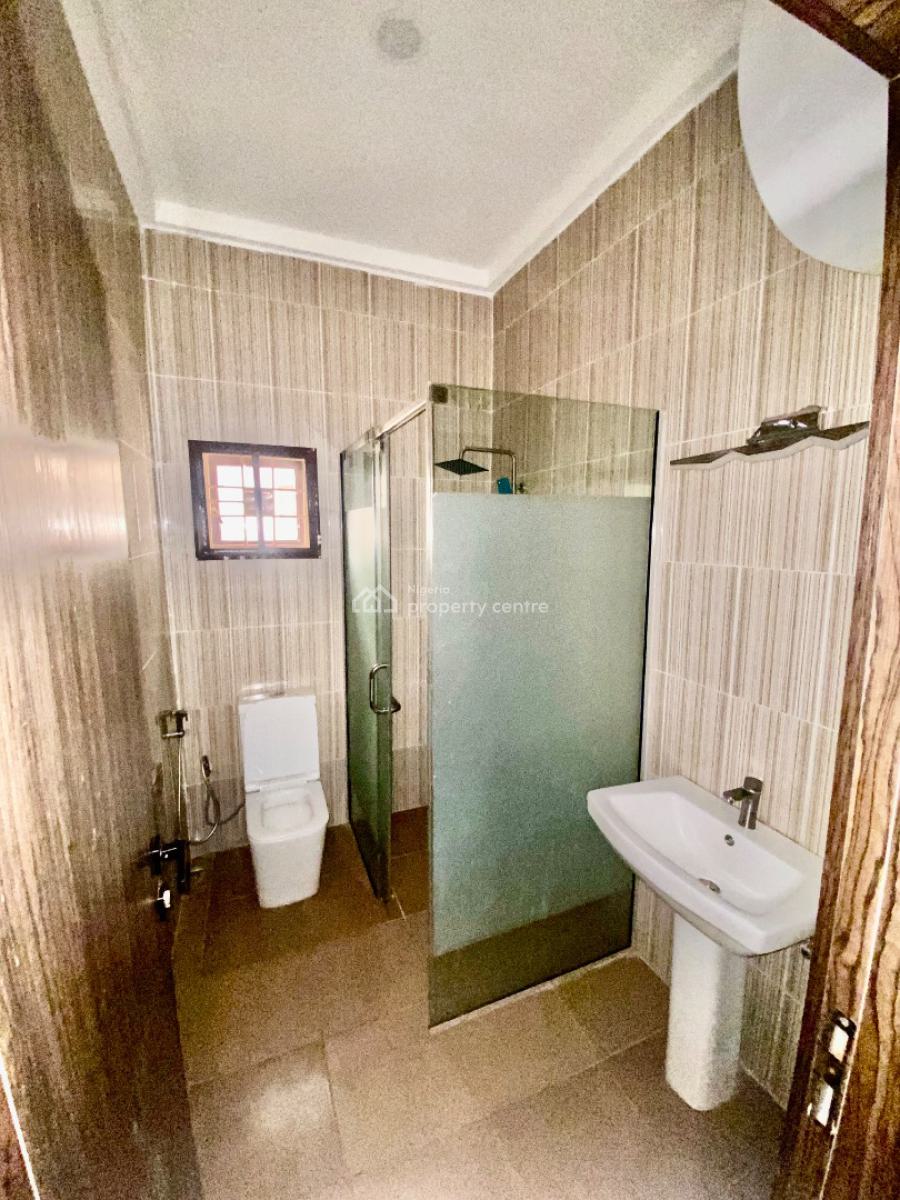 Very Massive and Spacious Three (3) Bedroom Apartment, By Sahara 4 Estate, Lokogoma District, Abuja, Flat / Apartment for Rent