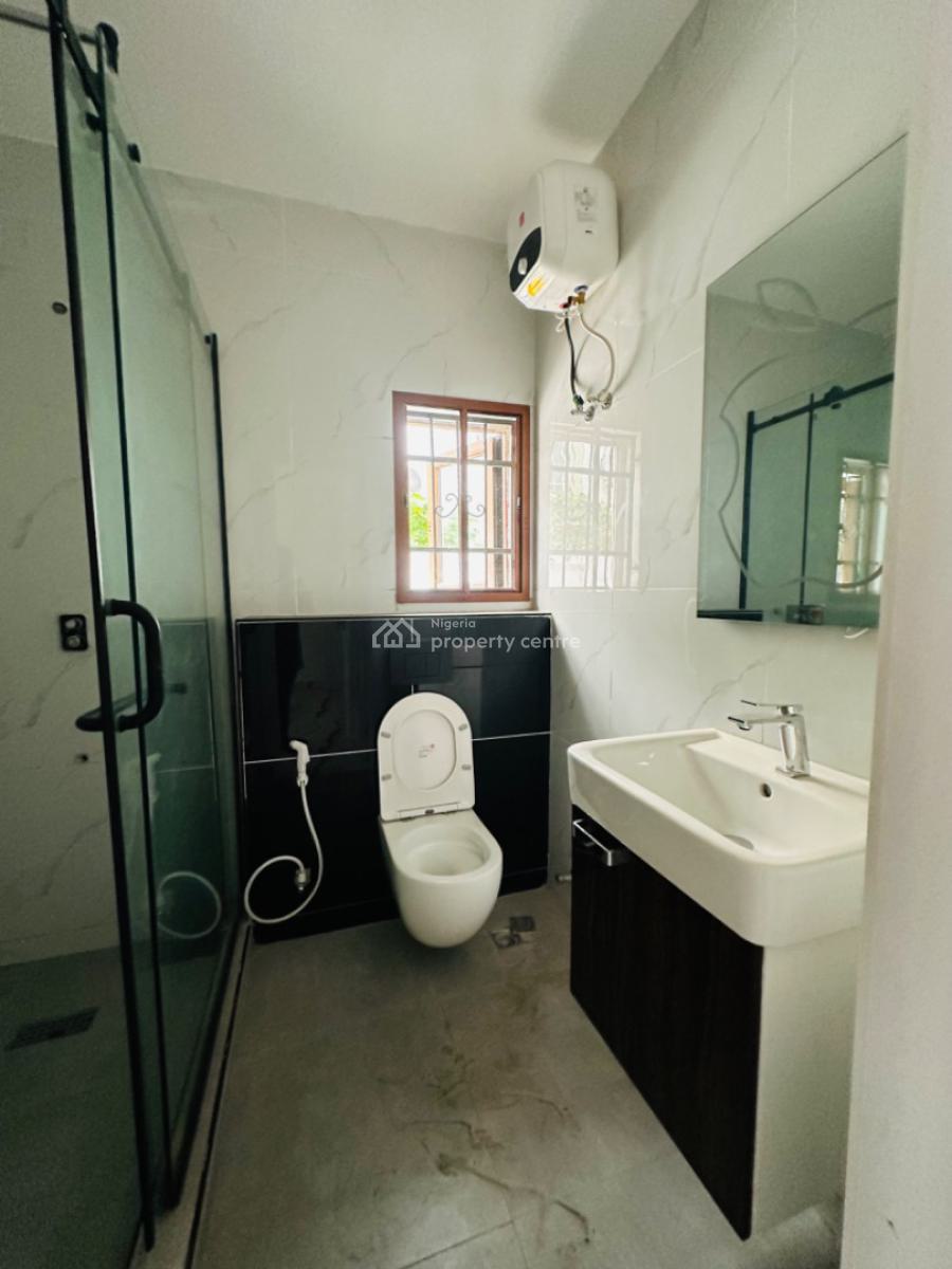 Spaciously Built 6 Bedroom Fully Detached Duplex with a Pool & Gateman, Ikeja Gra, Ikeja, Lagos, Detached Duplex for Sale