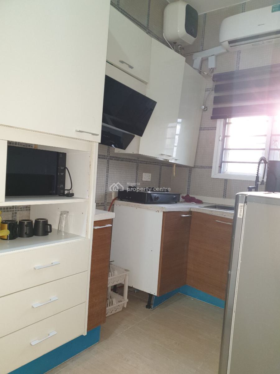 Spacious Furnished 2bedroom Flat, Spg Road Ologolo, Lekki, Lagos, Flat / Apartment for Rent