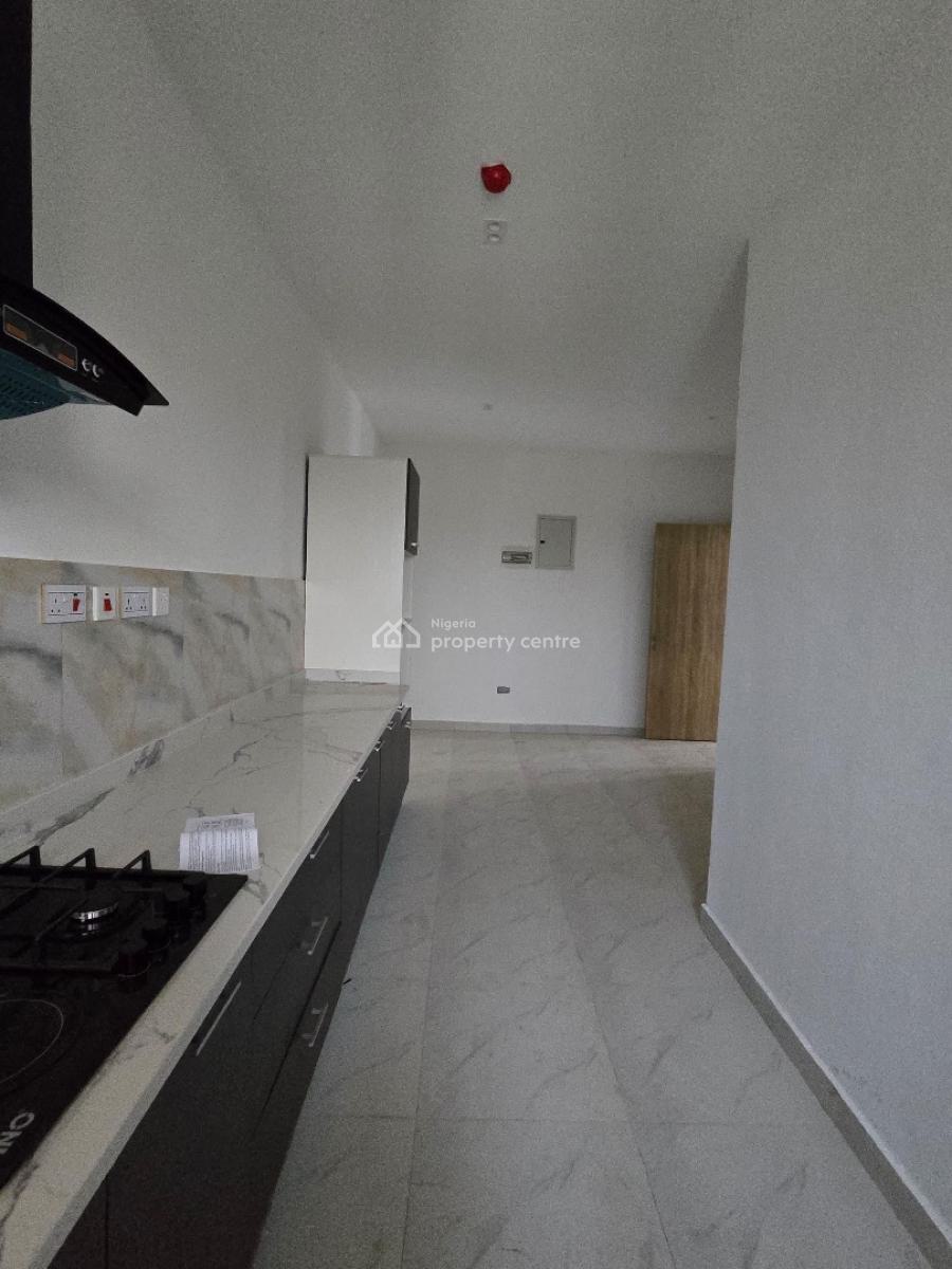 Spacious and Luxury 3-bedroom Apartments, Lekki Phase 1, Lekki, Lagos, Flat / Apartment for Sale