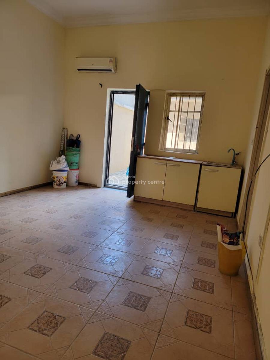 Spacious One Bedroom, Lekki Phase 1, Lekki, Lagos, Flat / Apartment for Rent