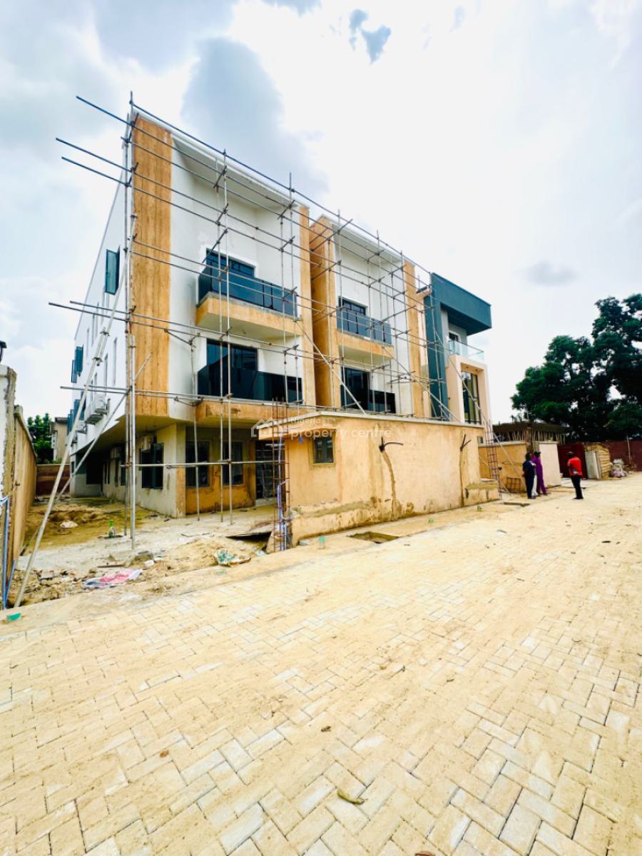 Spaciously Built 5 Bedroom Semi Detached with an Elevator, Ikeja Gra, Ikeja, Lagos, Semi-detached Duplex for Sale