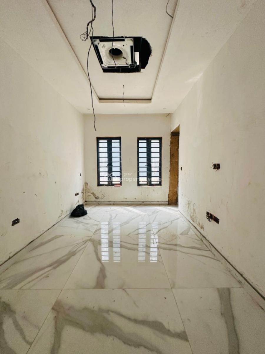 Spaciously Built 5 Bedroom Semi Detached with an Elevator, Ikeja Gra, Ikeja, Lagos, Semi-detached Duplex for Sale