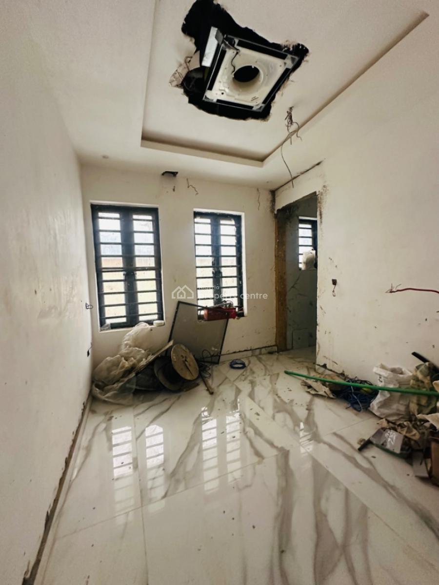 Spaciously Built 5 Bedroom Semi Detached with an Elevator, Ikeja Gra, Ikeja, Lagos, Semi-detached Duplex for Sale