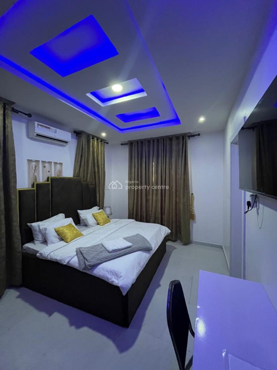 Super Cozy 3 Bedroom Apartment, Lord Jesus Estate, Right Next to Glowfield Schools Along Chevron Alter, Lekki Phase 2, Lekki, Lagos, Terraced Bungalow Short Let