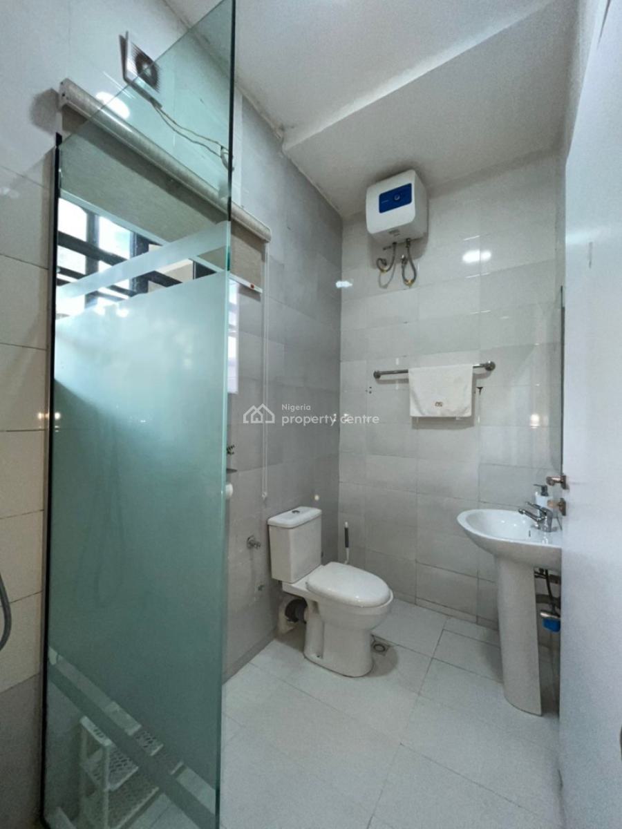 Super Cozy 3 Bedroom Apartment, Lord Jesus Estate, Right Next to Glowfield Schools Along Chevron Alter, Lekki Phase 2, Lekki, Lagos, Terraced Bungalow Short Let