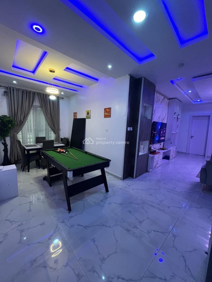2/3 Bedroom Apartment with Snooker and Ps5, in Lord Jesus Estate, Right Next to Glowfield Schools Along Chevron Al, Lekki Expressway, Lekki, Lagos, Terraced Bungalow Short Let