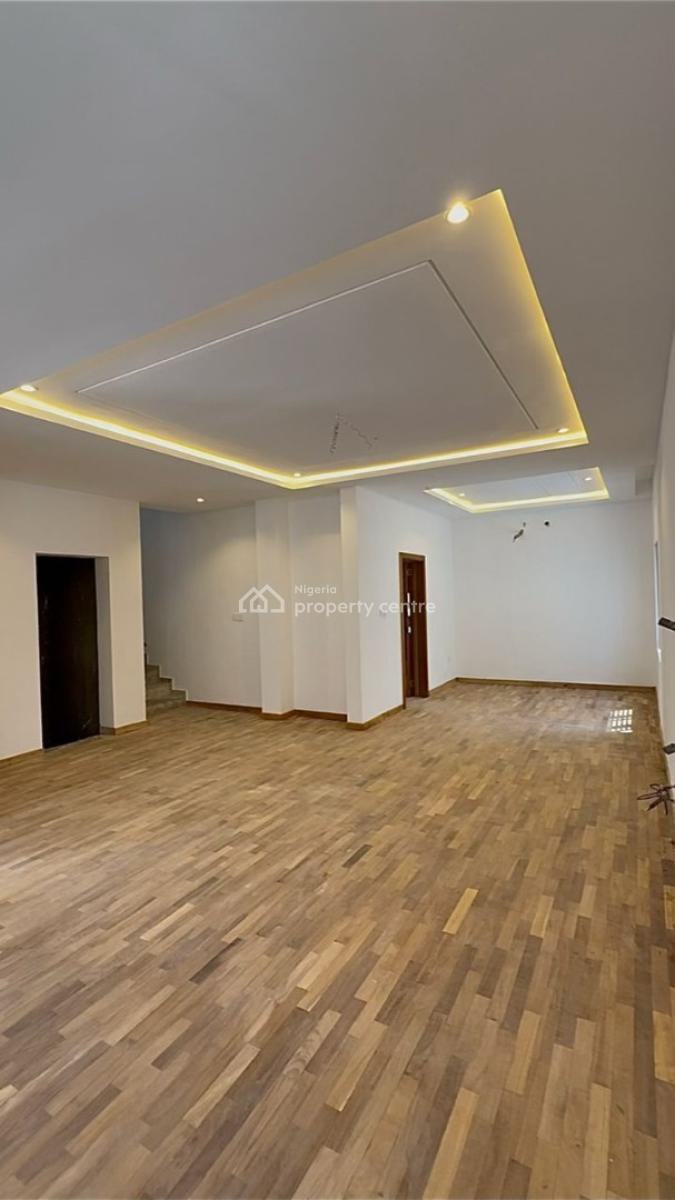 Exquisitely Built 5 Bedroom Semi Detached Duplex, Kolapo Ishola Gra, Ibadan, Oyo, Semi-detached Duplex for Sale