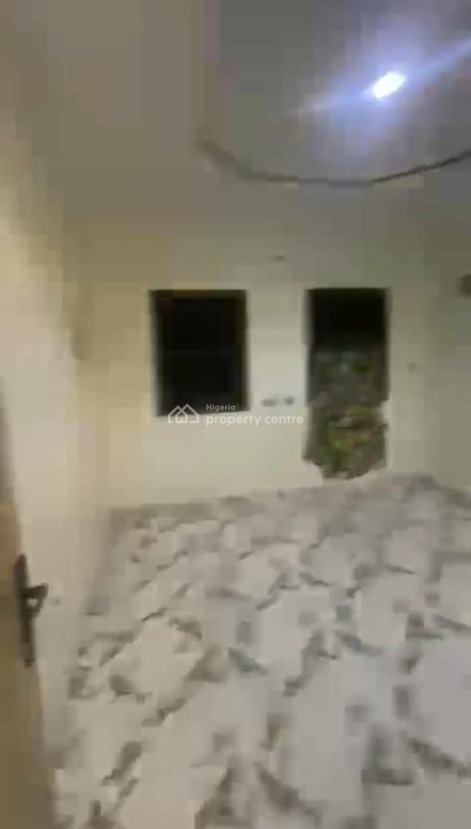 Lovely 2bedroom Flat, Gated Estate @*sholuyi, Gbagada, Lagos, Flat / Apartment for Rent