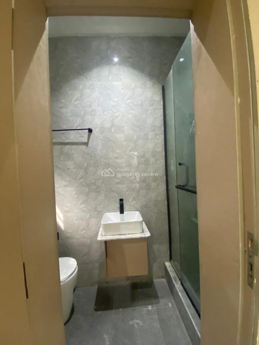 Standard Serviced 2 Bedroom Flat, Lekki Right, Lekki Phase 1, Lekki, Lagos, Flat / Apartment for Rent