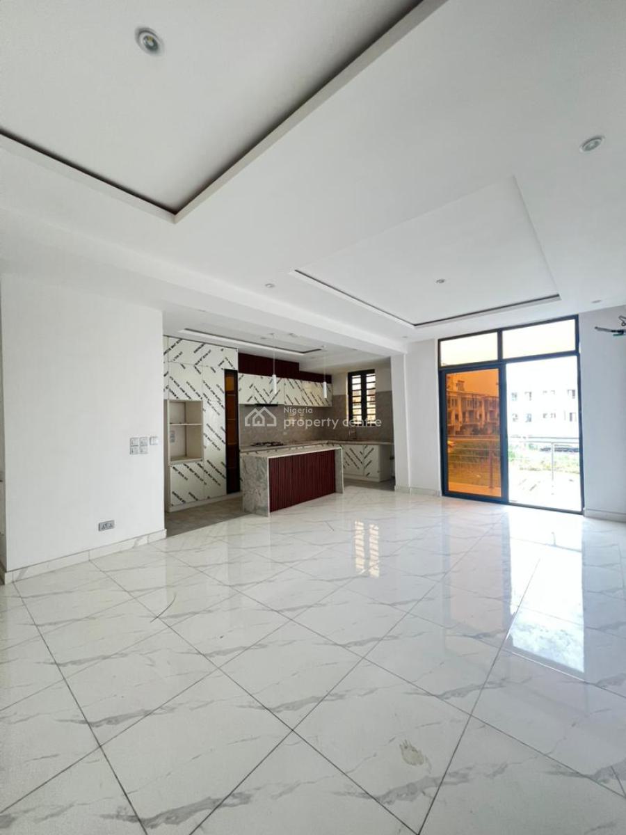 Contemporary 2 Bedroom Apartment Suitable for Investment, Lekki Phase 1, Lekki, Lagos, Flat / Apartment for Sale