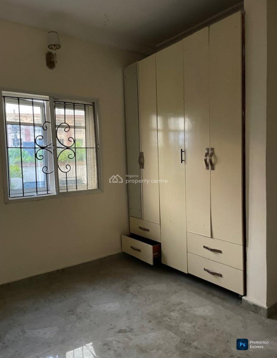 3 Bedroom Spacious Flat with Private Entrance, Chevron Drive, Lekki, Lagos, Flat / Apartment for Rent
