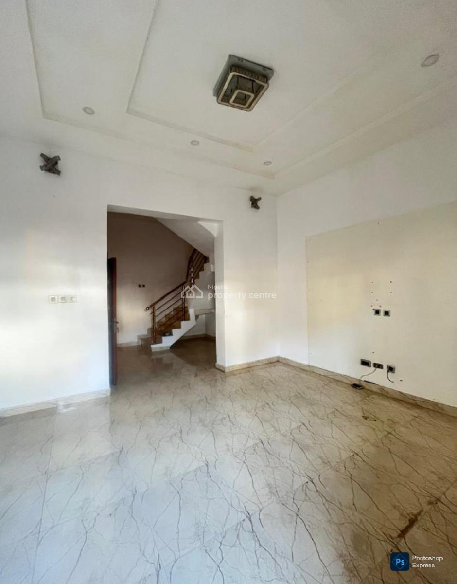4 Bed Spacious Cool Duplex in a Secured Estate (self Compound), Chevron Drive Lekki, Lekki, Lagos, Semi-detached Duplex for Rent
