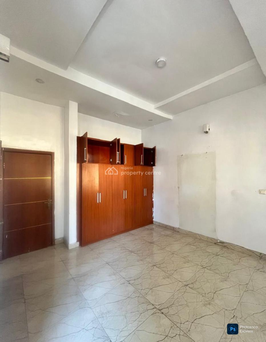 4 Bed Spacious Cool Duplex in a Secured Estate (self Compound), Chevron Drive Lekki, Lekki, Lagos, Semi-detached Duplex for Rent