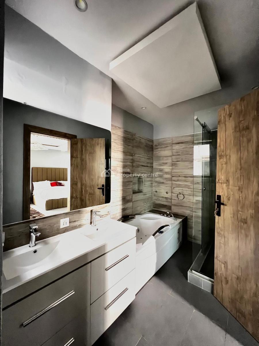 4bedrooms Maisonette with Bq and Swimming Pool, Lekki Phase 1, Lekki, Lagos, House for Sale