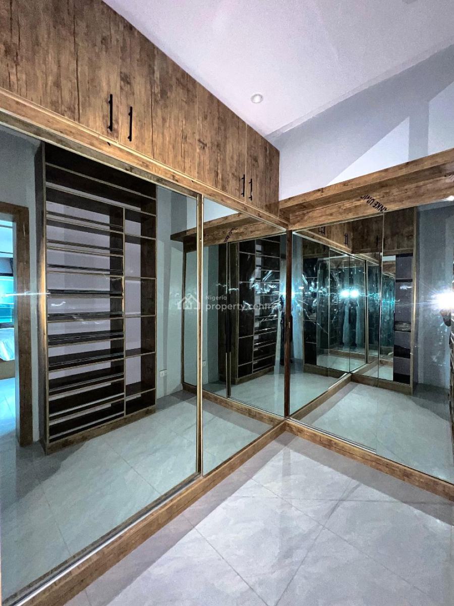 4bedrooms Maisonette with Bq and Swimming Pool, Lekki Phase 1, Lekki, Lagos, House for Sale