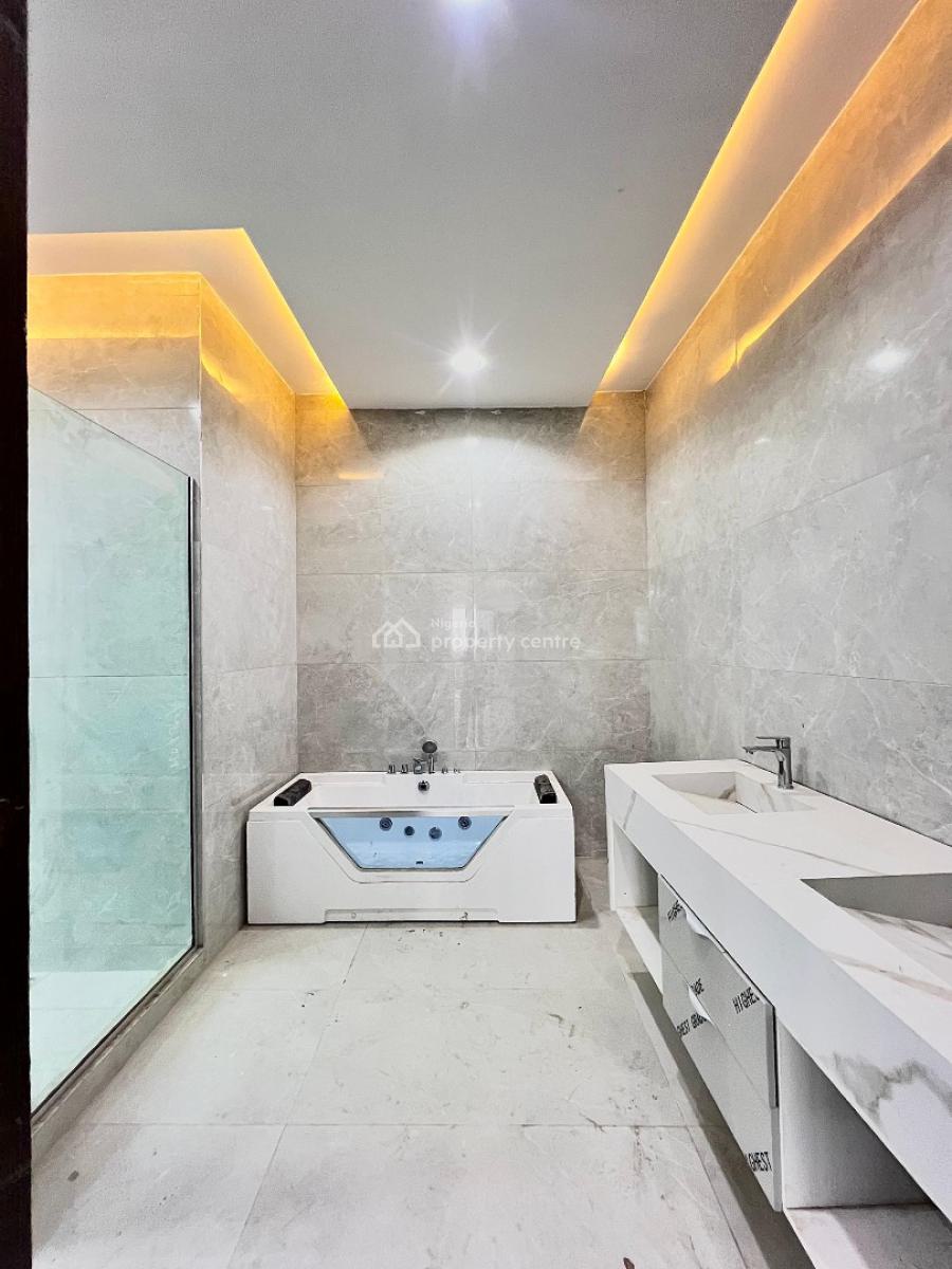 Specious 5bedrooms Penthouse with Bq and Swimming Pool, Lekki Phase, Lekki, Lagos, House for Sale