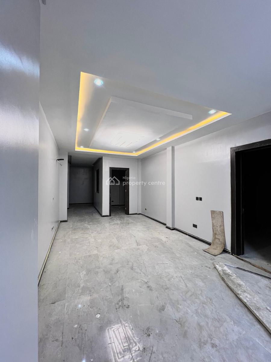 5 Bedroom Penthouse with Bq, Elevator, Cinema & Swimming Pool, Lekki Phase 1, Lekki, Lagos, Flat / Apartment for Sale