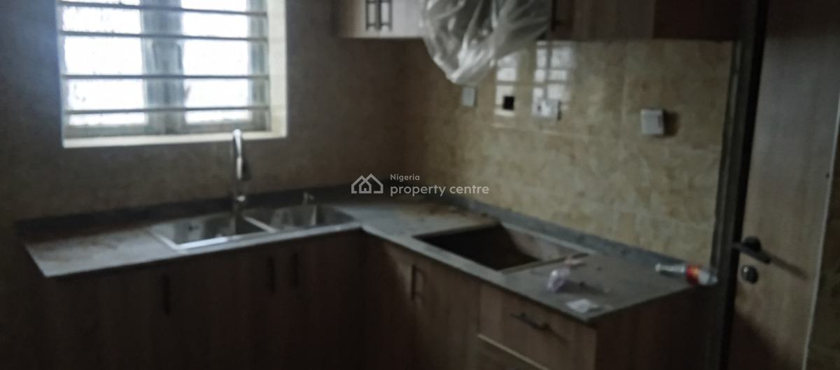 Brand New 2 Bedroom Flat with a Guest Toilet(now Fully Completed), Durumi, Abuja, Flat / Apartment for Sale