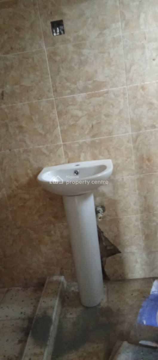 Brand New 2 Bedroom Flat with a Guest Toilet(now Fully Completed), Durumi, Abuja, Flat / Apartment for Sale