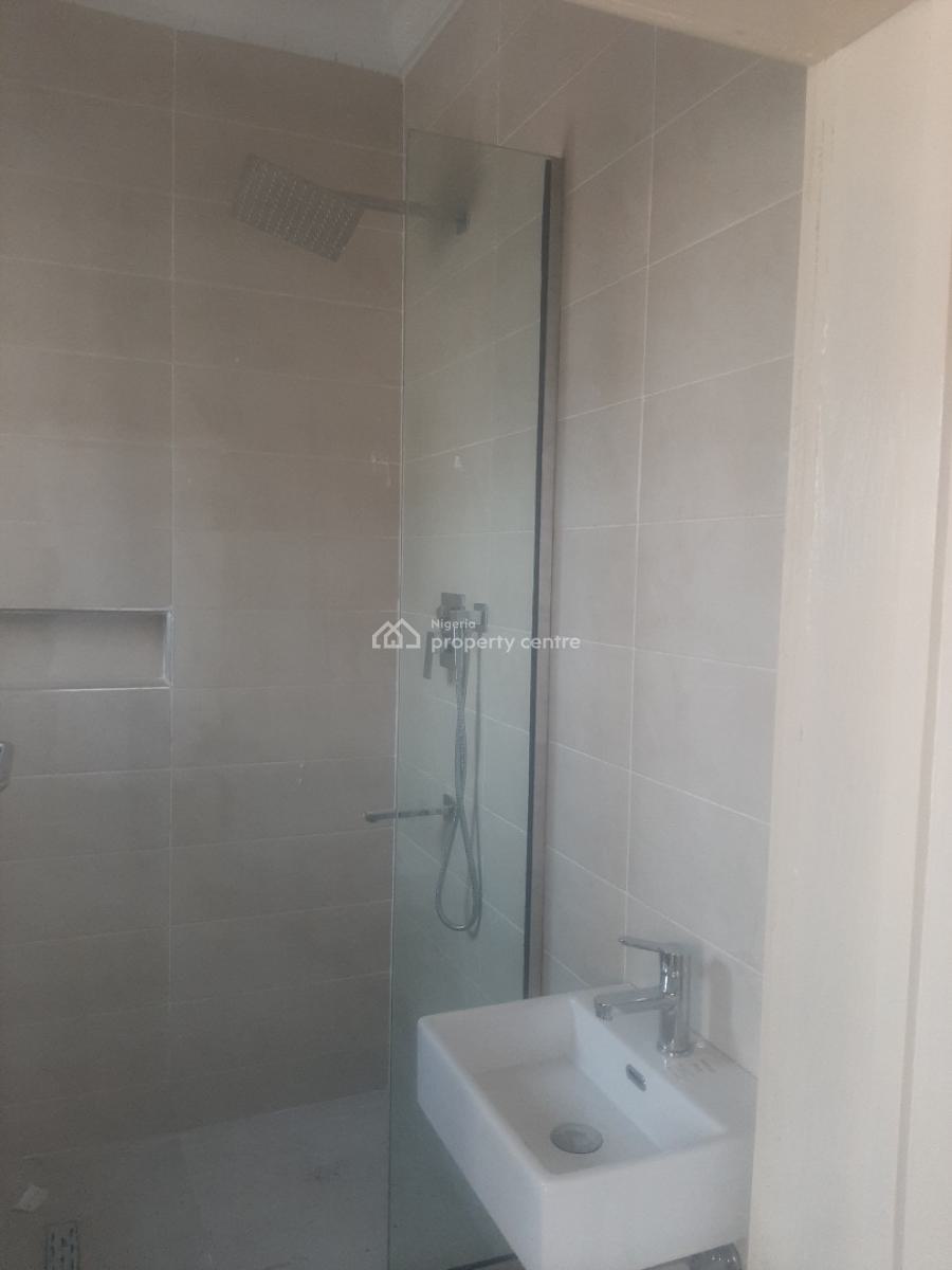 Serviced 4 Bedroom En-suite Townhouse with Fitted Kitchen, Cooker, Hea, Oniru, Victoria Island (vi), Lagos, Terraced Duplex for Rent