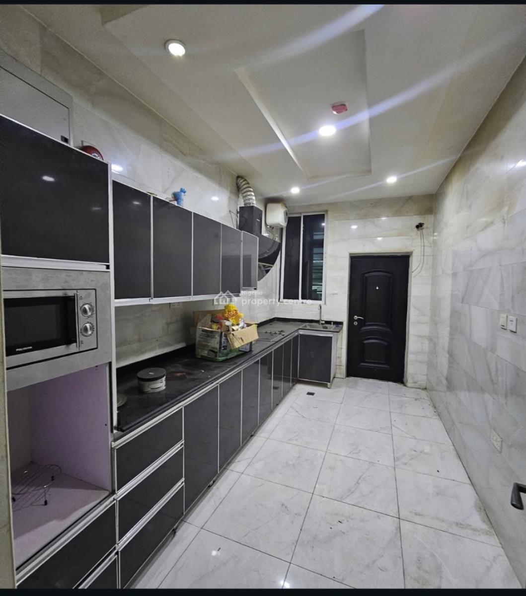 3 Bedroom Apartment with a Bq, Adeniyi Jones Ikeja, Ikeja, Lagos, Flat / Apartment for Sale