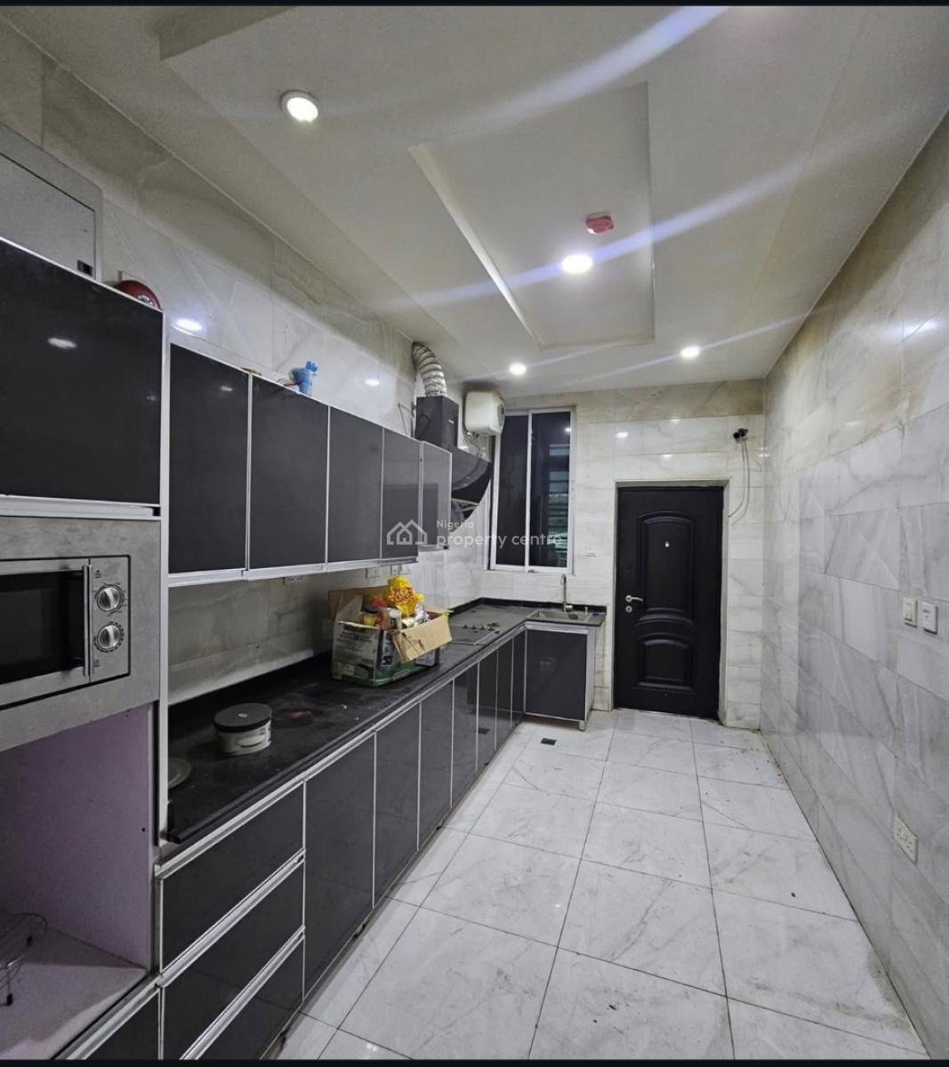 3 Bedroom Apartment with a Bq, Adeniyi Jones Ikeja, Ikeja, Lagos, Flat / Apartment for Sale