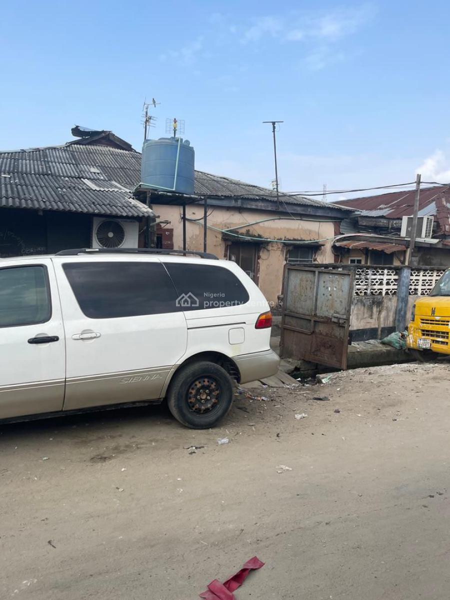 Half Plot of Bungalow Suitable for Residential Development, Itire, Mushin, Lagos, Residential Land for Sale