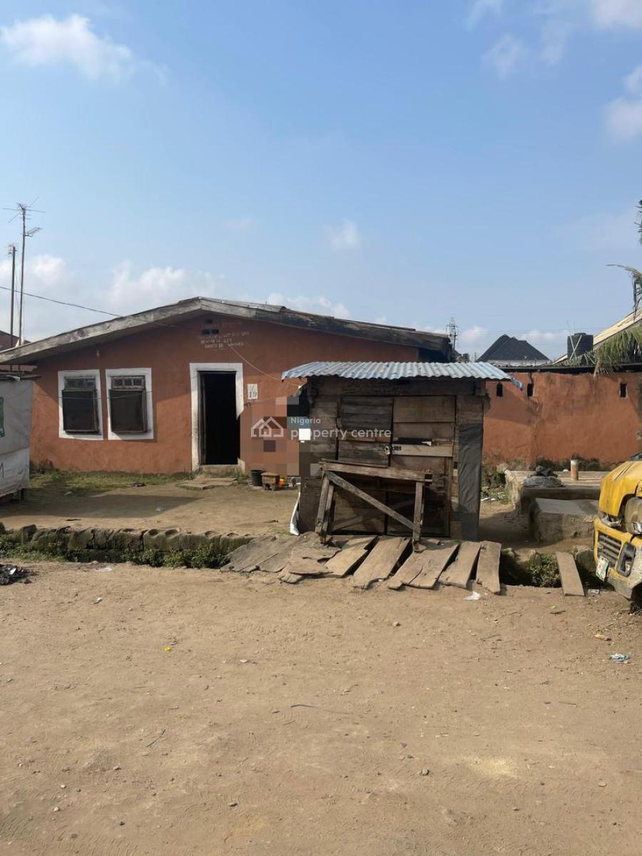 Buy and Develop Bungalow Suitable for Residential Development, Itire, Mushin, Lagos, Residential Land for Sale