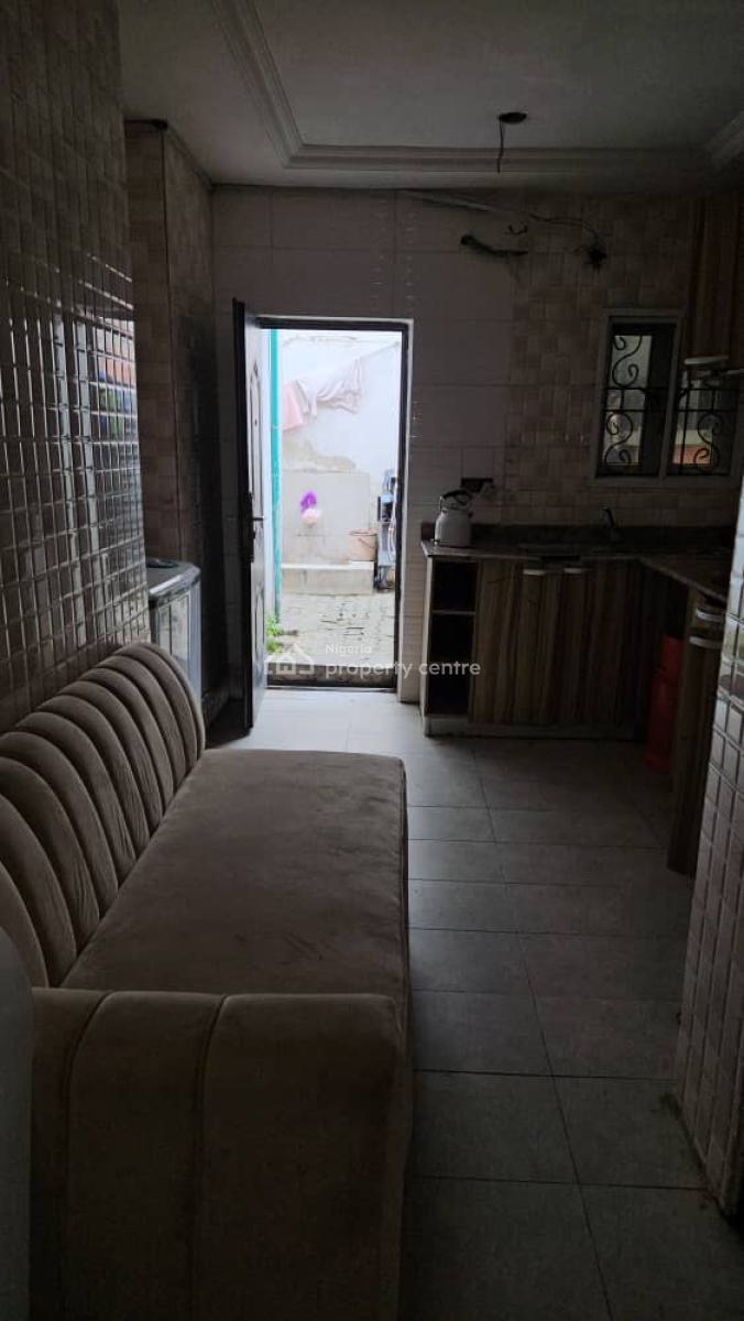 Commercial/residential 3 Bedroom Duplex, Lekki Phase 1, Lekki, Lagos, Terraced Duplex for Rent