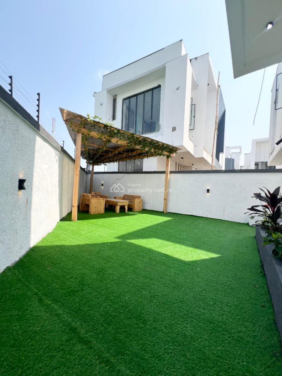 Exquisite 6bedroom Luxurious Duplex with Pool, Chevron Lekki, Lekki, Lagos, Detached Duplex for Sale