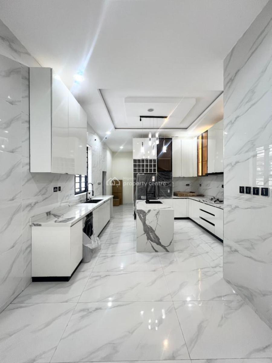 Exquisite 5bedroom Duplex at Lekki, Ologolo, Lekki, Lagos, Detached Duplex for Sale