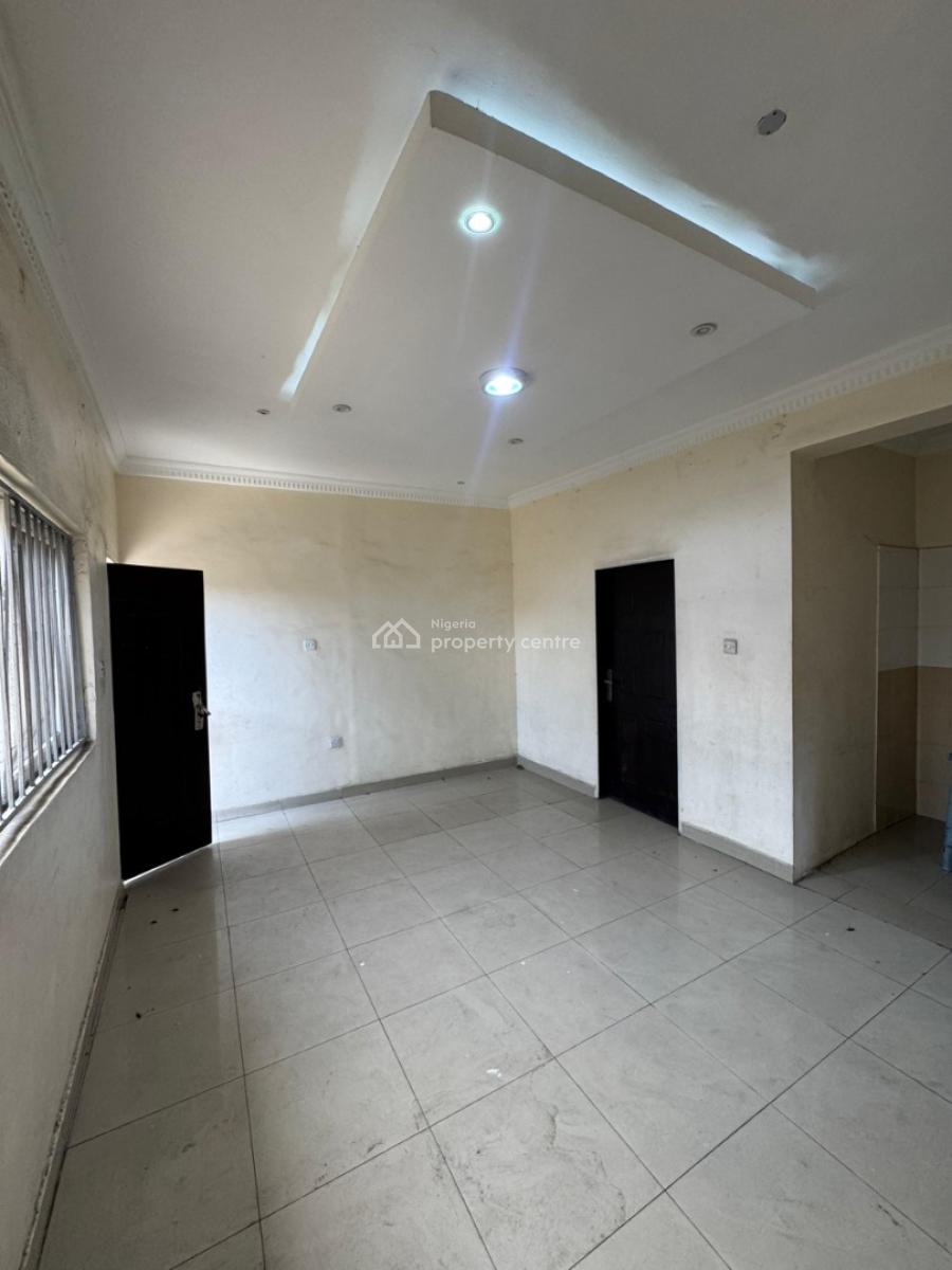 Spacious 2 Bedroom Flat, Ikota, Lekki, Lagos, Flat / Apartment for Rent