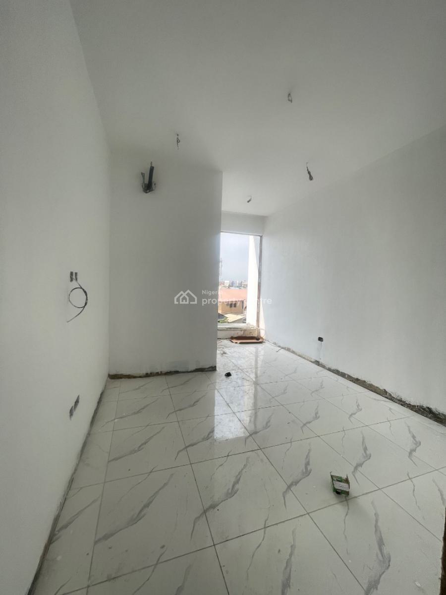Well Spacious 1bedroom Luxury Apartment, New Road/james Hope, Lekki, Lagos, Mini Flat (room and Parlour) for Sale