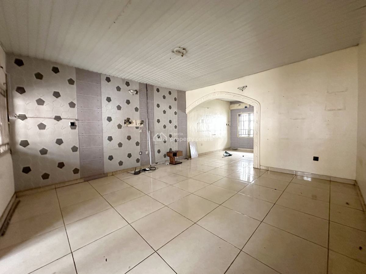 Luxury 3 Bedroom Apartment, Gra Phase 1, Magodo, Lagos, Flat / Apartment for Rent