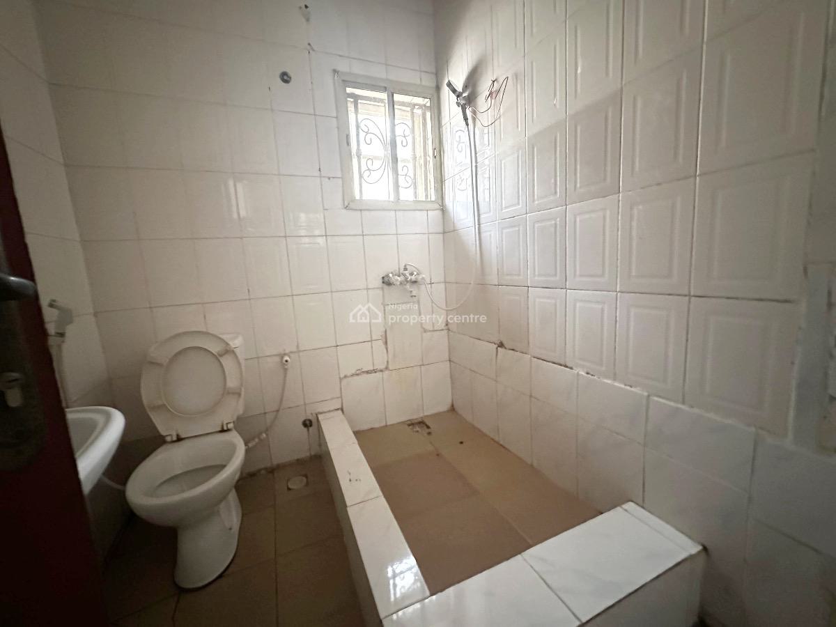 Luxury 3 Bedroom Apartment, Gra Phase 1, Magodo, Lagos, Flat / Apartment for Rent