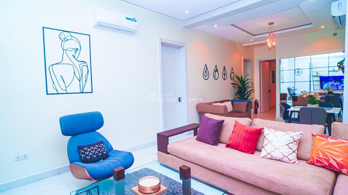 Cozy 3 Bedrooms Apartment in an Estate, Ologolo, Lekki, Lagos, Flat / Apartment Short Let