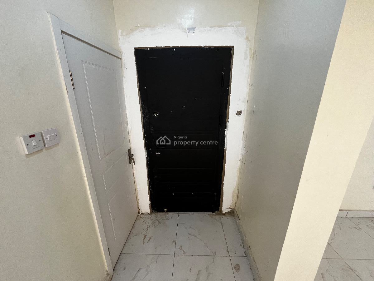 Newly Built and Semi Furnished 3-bedroom Apartment., Musiliu Smith Street, Adekunle, Yaba, Lagos, Flat / Apartment for Rent