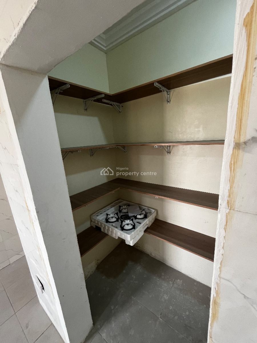 Newly Built and Semi Furnished 3-bedroom Apartment., Musiliu Smith Street, Adekunle, Yaba, Lagos, Flat / Apartment for Rent