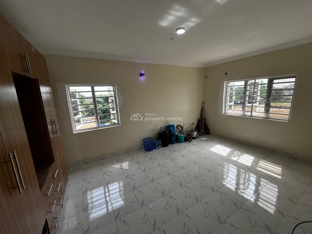 Newly Built and Semi Furnished 3-bedroom Apartment., Musiliu Smith Street, Adekunle, Yaba, Lagos, Flat / Apartment for Rent