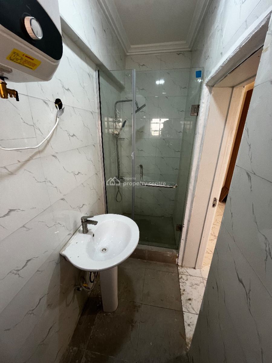 Newly Built and Semi Furnished 3-bedroom Apartment., Musiliu Smith Street, Adekunle, Yaba, Lagos, Flat / Apartment for Rent