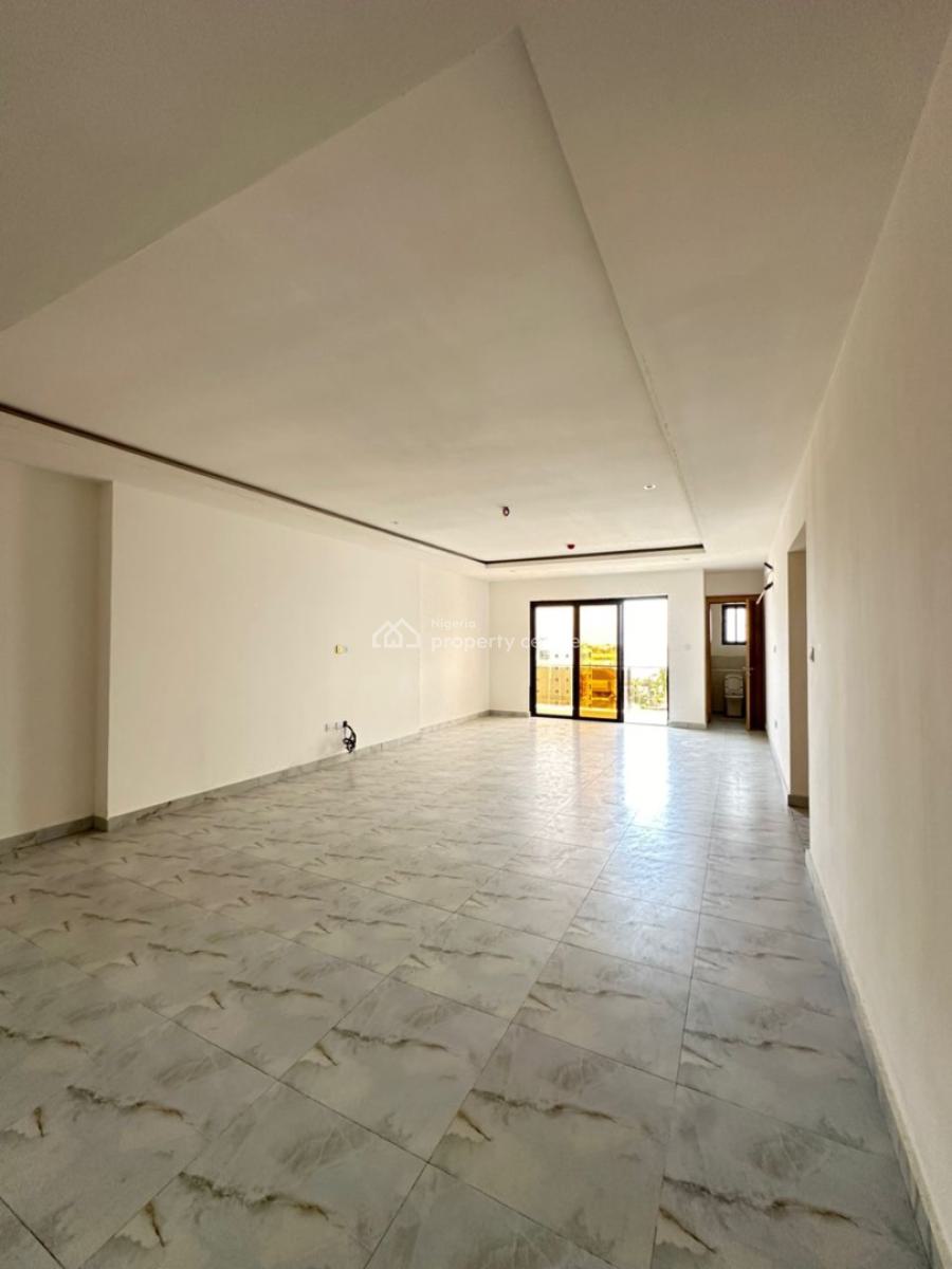 Exotic 2 Bedroom Apartment with Swimming Pool, Gym and Spacious Bq, Lekki Phase 1, Lekki, Lagos, Flat / Apartment for Sale