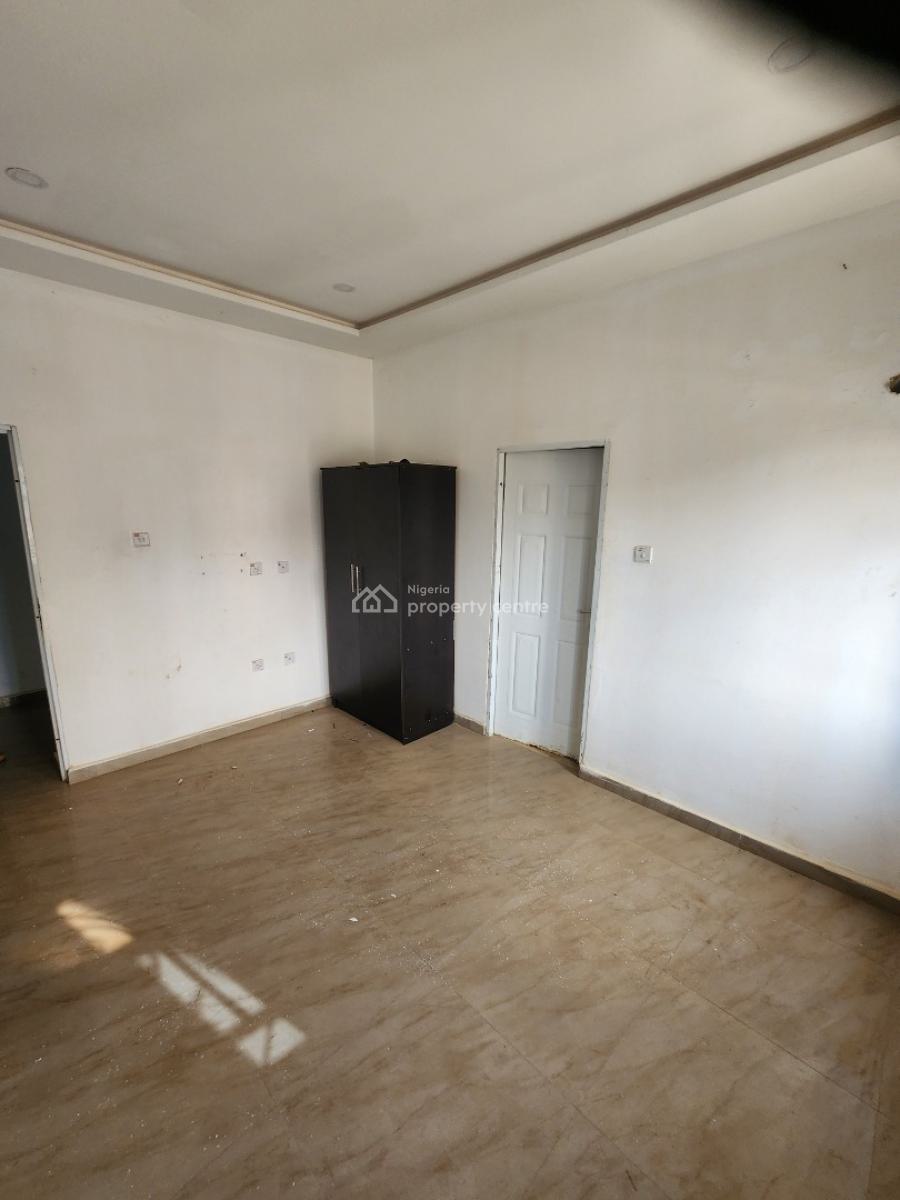 Luxury Two Bedroom Block of Flat, News Engineering, Dawaki, Gwarinpa, Abuja, Flat / Apartment for Rent