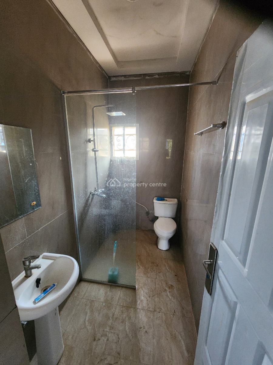 Luxury Two Bedroom Block of Flat, News Engineering, Dawaki, Gwarinpa, Abuja, Flat / Apartment for Rent