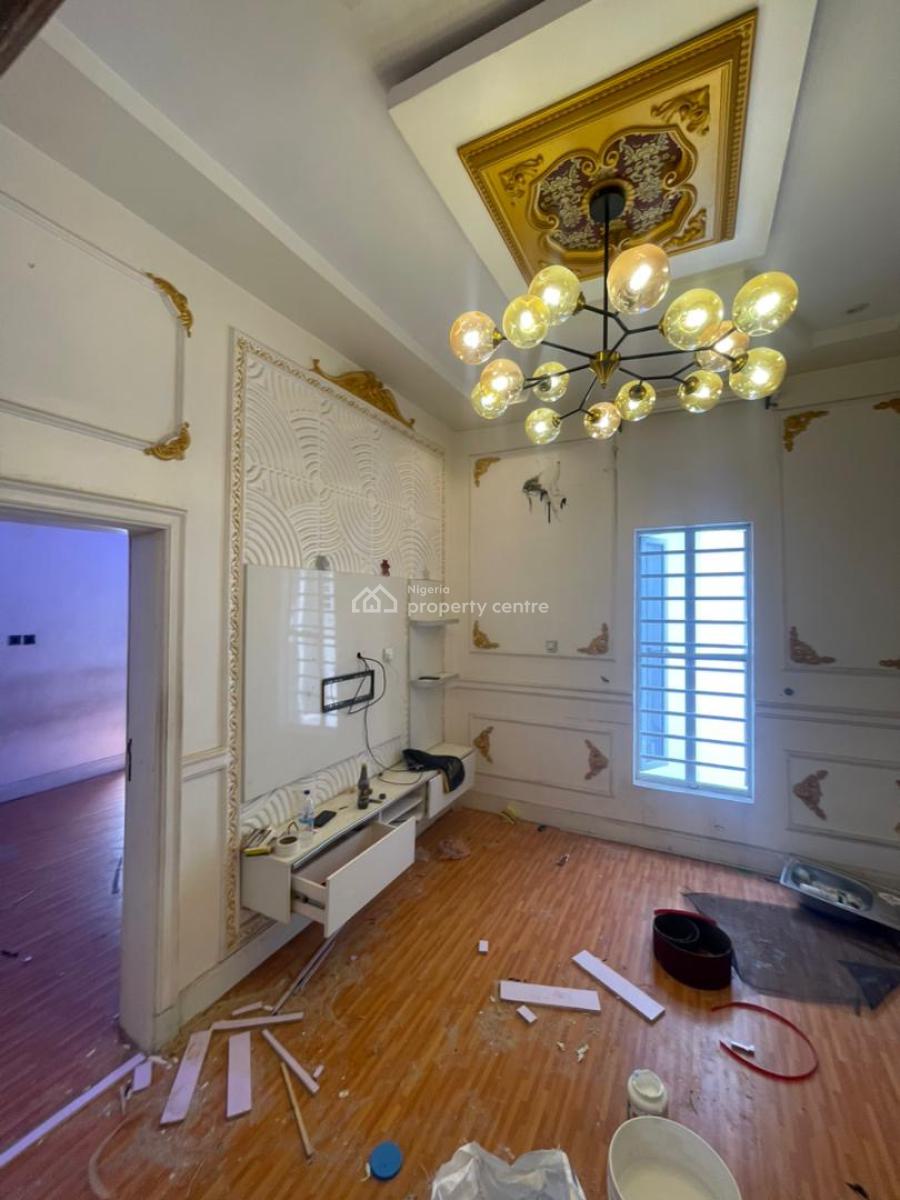 Converted Miniflat with an Open Plan Kitchen (upstairs, Orchid Road Lekki Lagos, Lekki, Lagos, Mini Flat (room and Parlour) for Rent