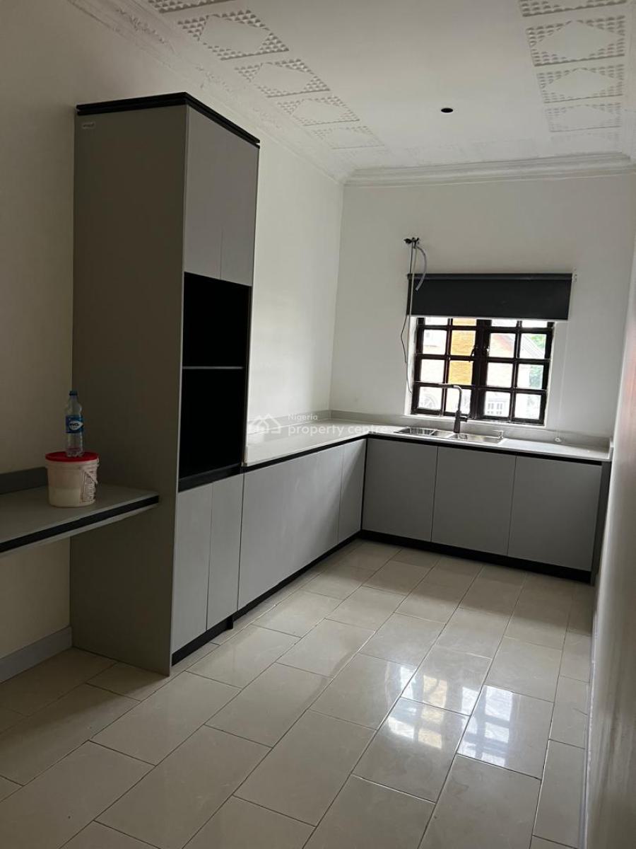 Commercial Purposely Built 5 Bedrooms Terrace Duplex, Ikeja Gra, Ikeja, Lagos, Terraced Duplex for Rent