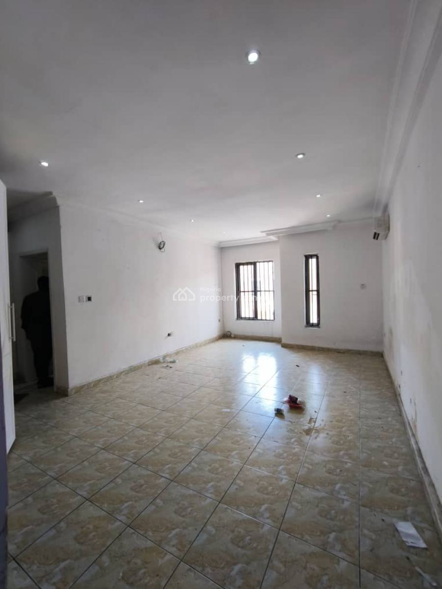 a Spacious 4-bedroom Terrace with Bq, Chevron Drive, Lekki, Lagos, House for Rent